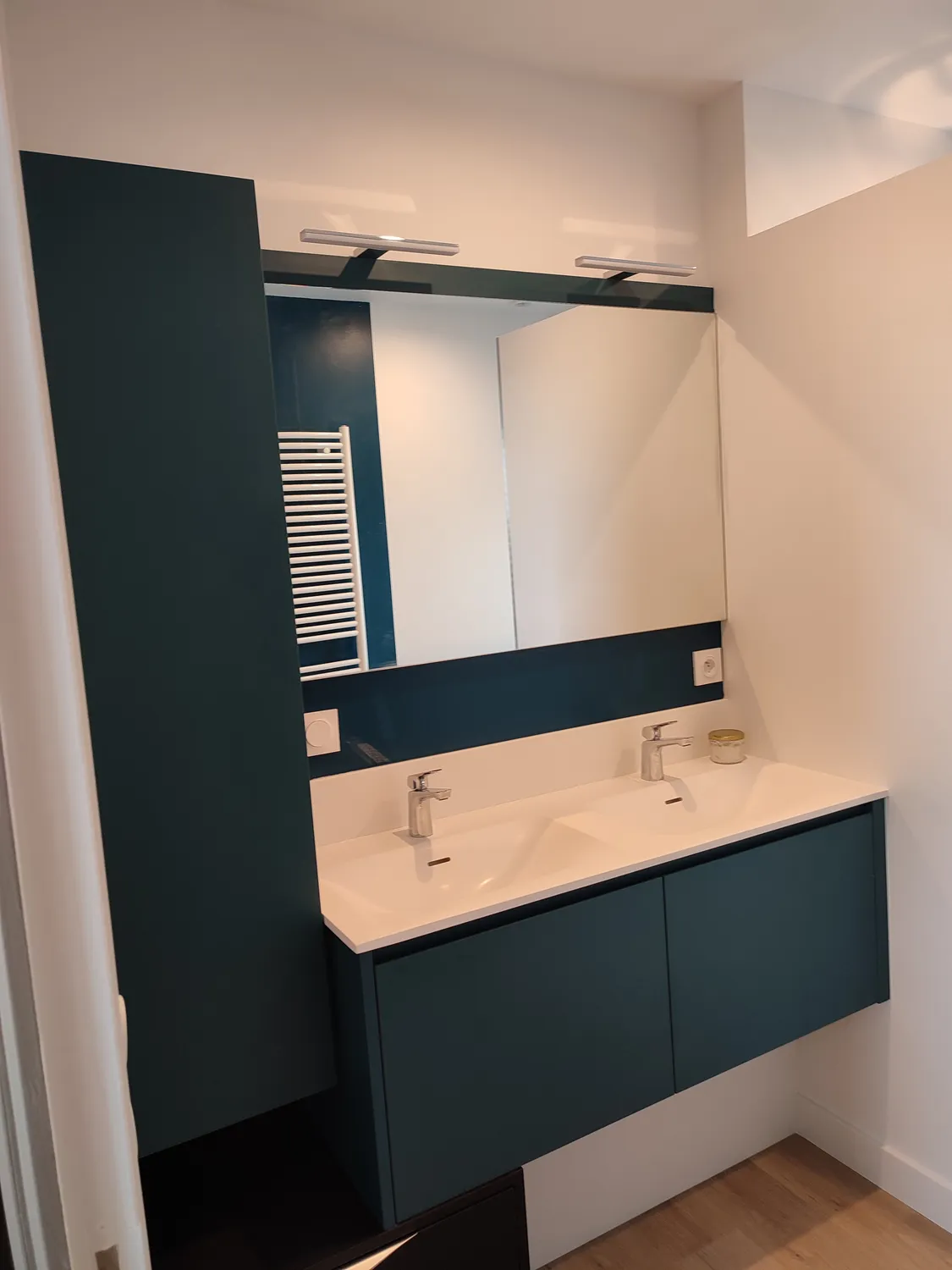 peinture exterieur courcite